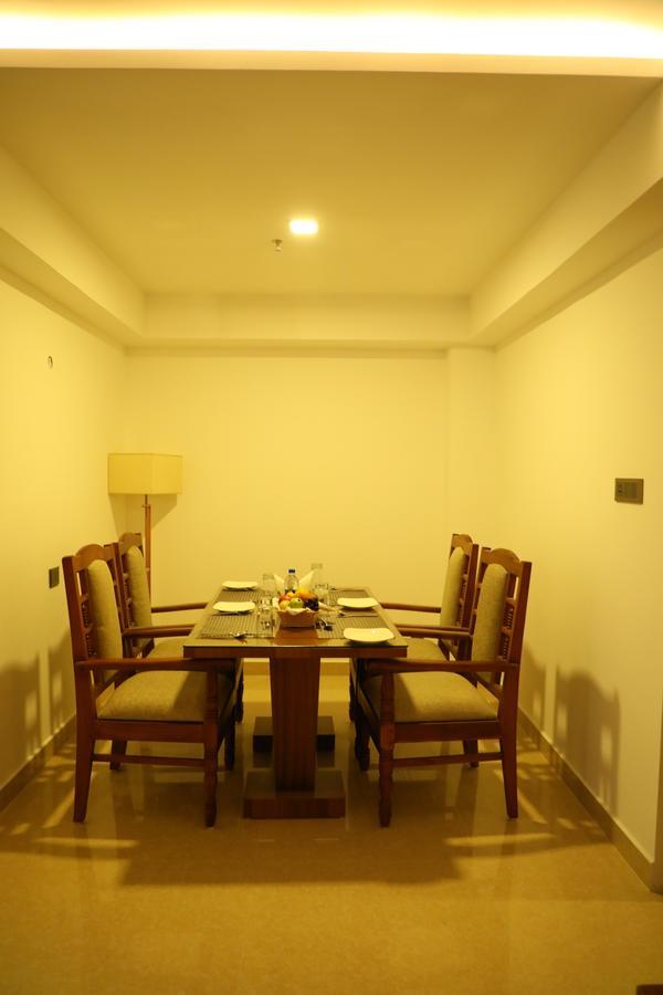 Hotel Karthika Park Kazhakuttam 外观 照片