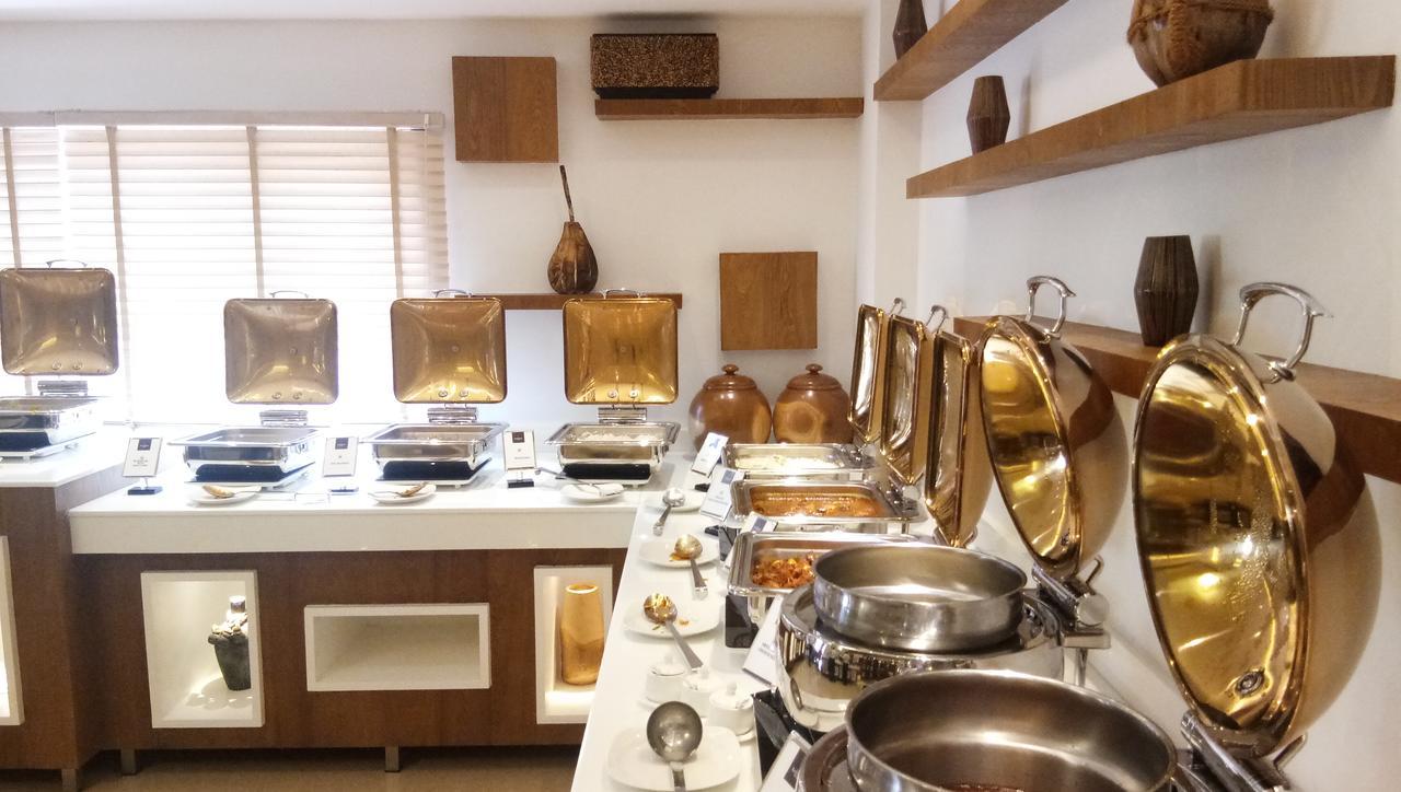 Hotel Karthika Park Kazhakuttam 外观 照片