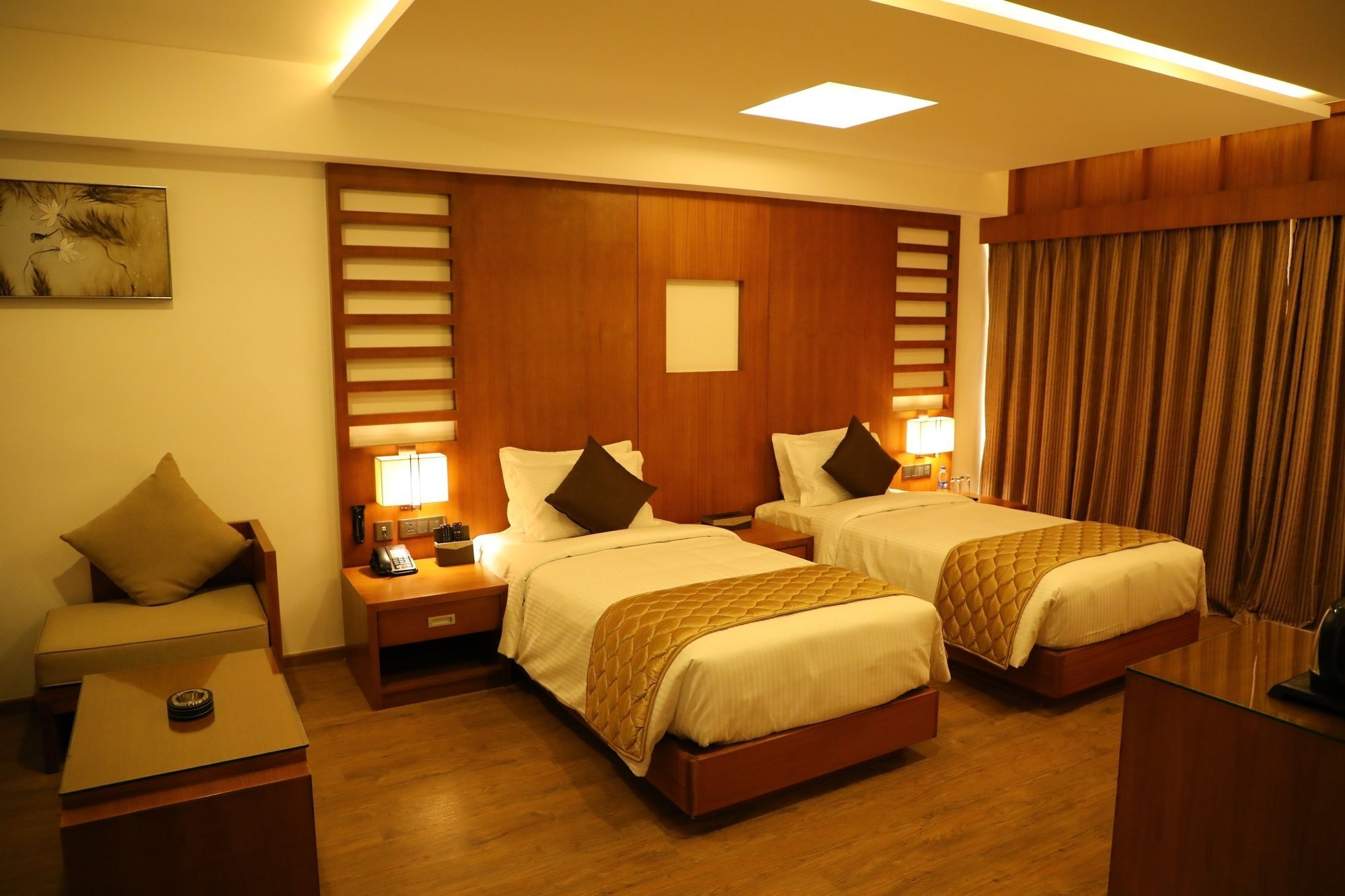 Hotel Karthika Park Kazhakuttam 外观 照片